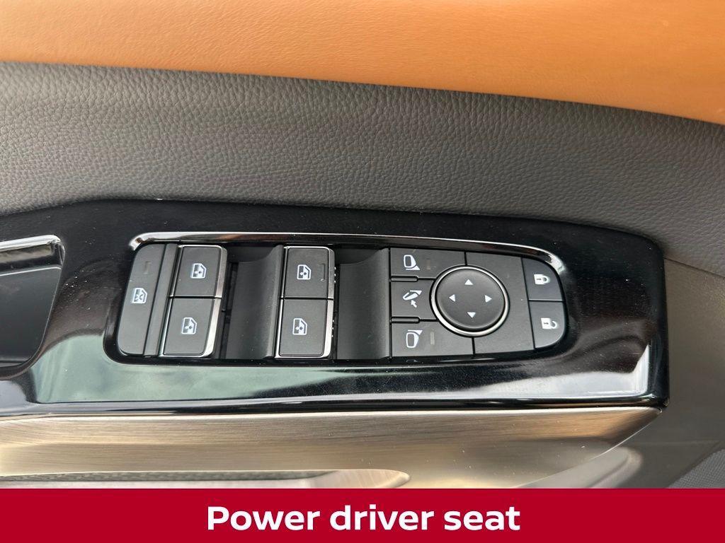 new 2025 Nissan Pathfinder car, priced at $44,328