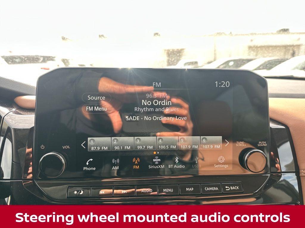 new 2025 Nissan Pathfinder car, priced at $44,328