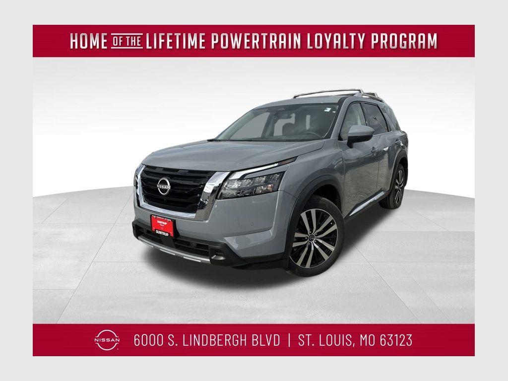new 2025 Nissan Pathfinder car, priced at $44,328