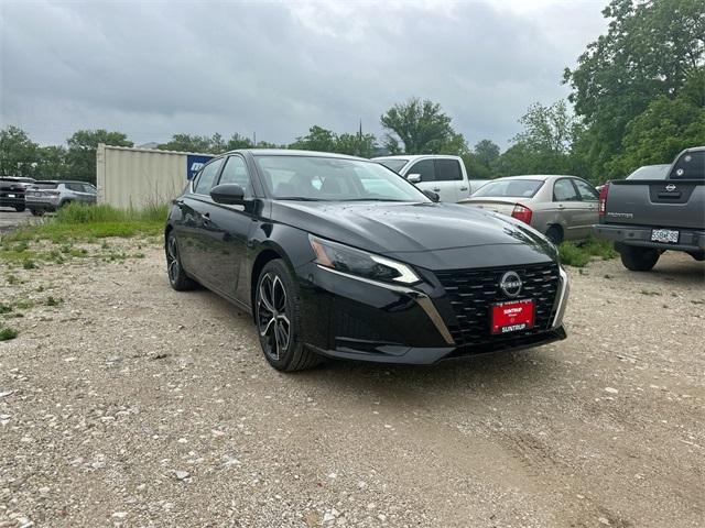 new 2025 Nissan Altima car, priced at $30,092