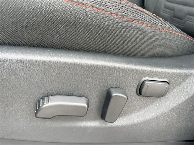new 2025 Nissan Frontier car, priced at $40,421