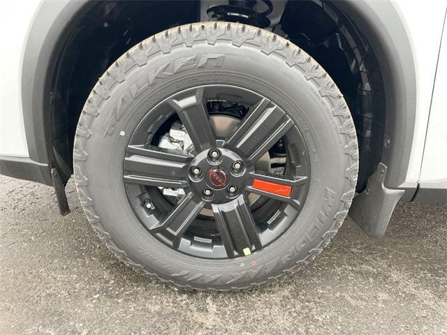 new 2025 Nissan Rogue car, priced at $33,079