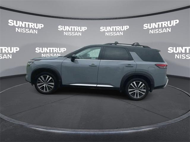 used 2022 Nissan Pathfinder car, priced at $35,855