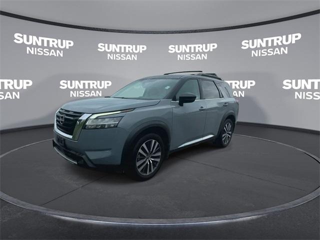 used 2022 Nissan Pathfinder car, priced at $35,855