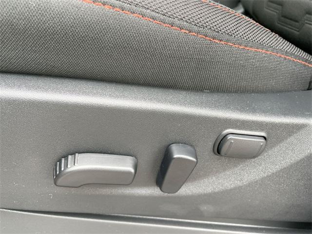new 2025 Nissan Frontier car, priced at $41,947