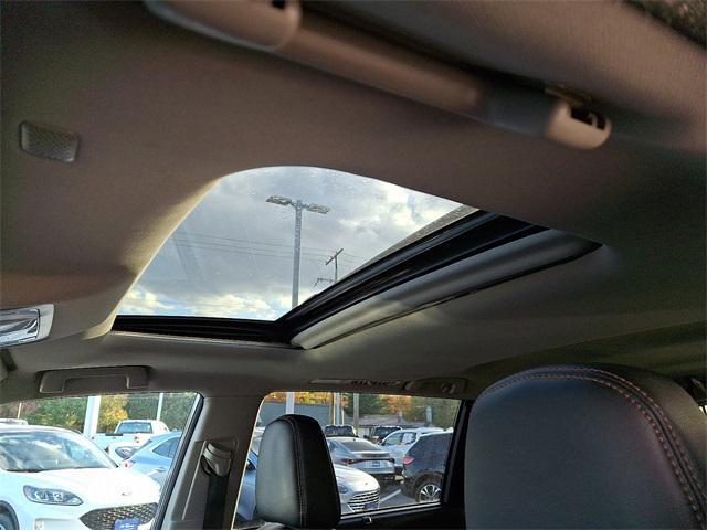 used 2018 Toyota Highlander car, priced at $17,199