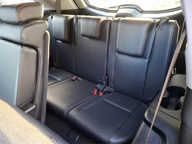 used 2018 Toyota Highlander car, priced at $17,199