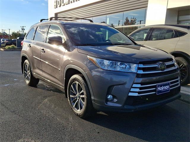 used 2018 Toyota Highlander car, priced at $17,199