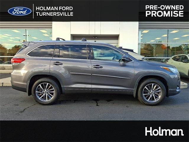 used 2018 Toyota Highlander car, priced at $17,199