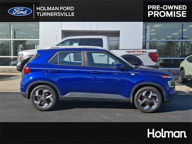 used 2022 Hyundai Venue car, priced at $13,200