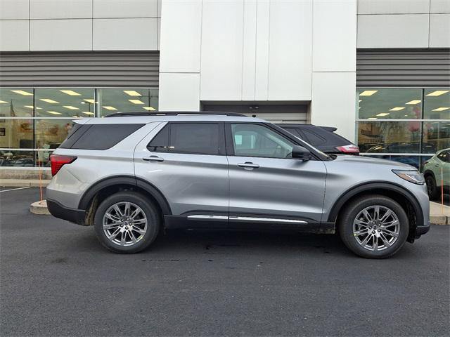 new 2025 Ford Explorer car, priced at $45,812