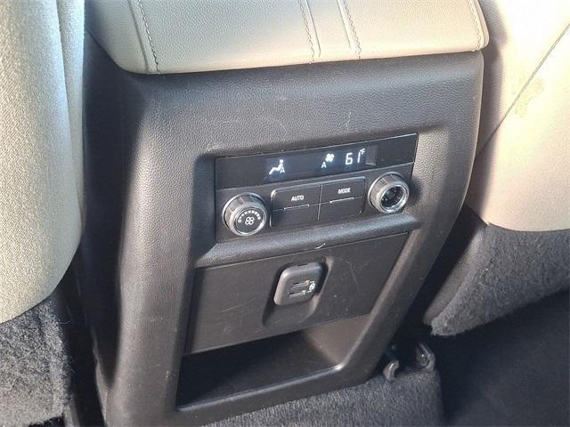 used 2023 Chevrolet Traverse car, priced at $21,990