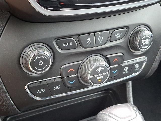 used 2020 Jeep Cherokee car, priced at $16,995
