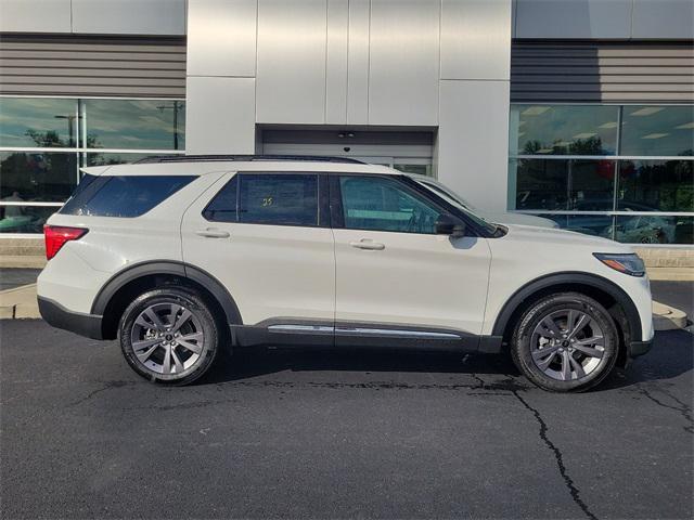 new 2025 Ford Explorer car, priced at $47,707