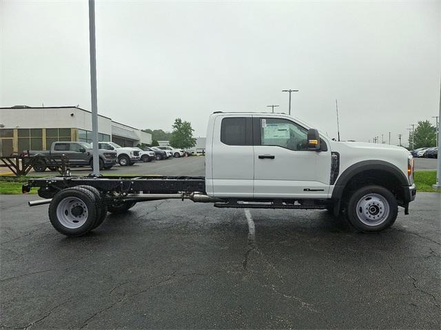 new 2025 Ford F-450 car, priced at $74,080