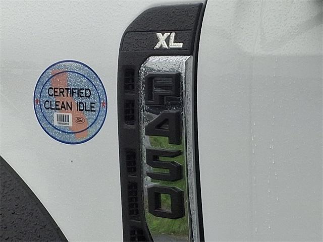 new 2025 Ford F-450 car, priced at $74,080