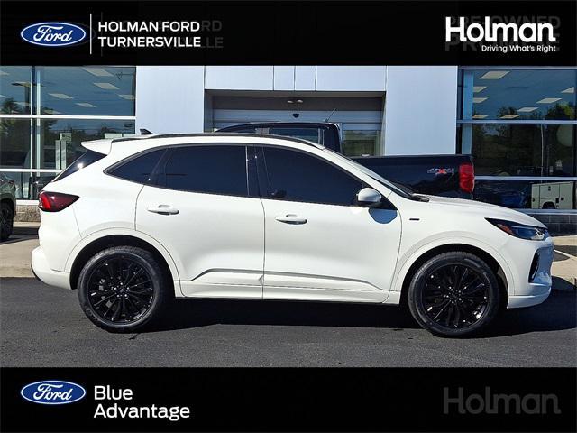 used 2023 Ford Escape car, priced at $24,999