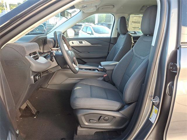 new 2025 Ford Explorer car, priced at $42,011