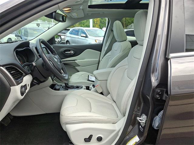 used 2021 Jeep Cherokee car, priced at $24,999