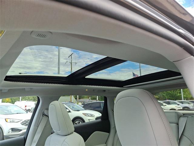 used 2021 Jeep Cherokee car, priced at $24,999