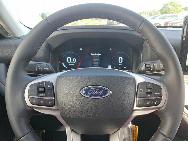 new 2025 Ford Explorer car, priced at $40,585