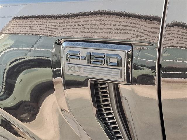 new 2025 Ford F-150 car, priced at $51,621