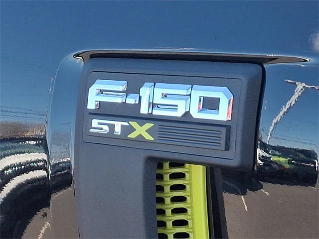new 2025 Ford F-150 car, priced at $48,122