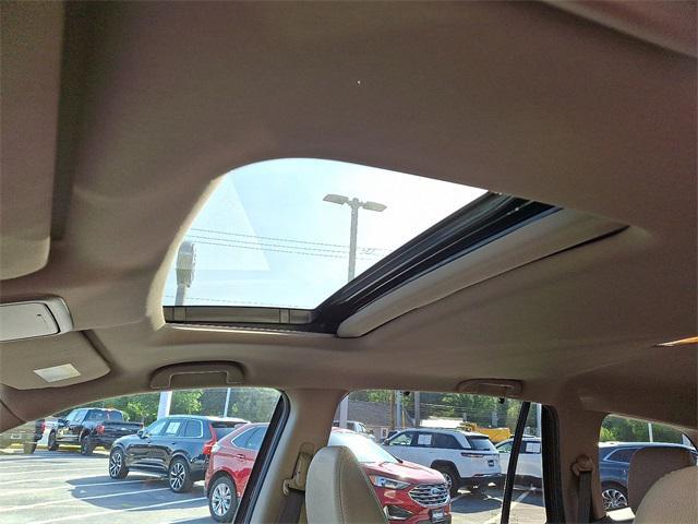 used 2021 Honda Pilot car, priced at $25,355