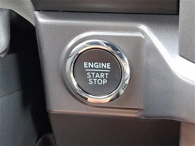 new 2025 Ford F-150 car, priced at $60,217