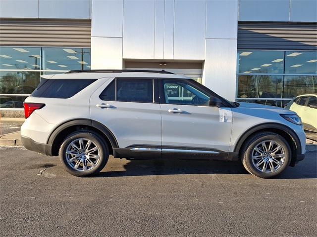 new 2025 Ford Explorer car, priced at $45,312