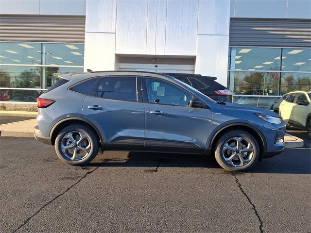 new 2025 Ford Escape car, priced at $33,375