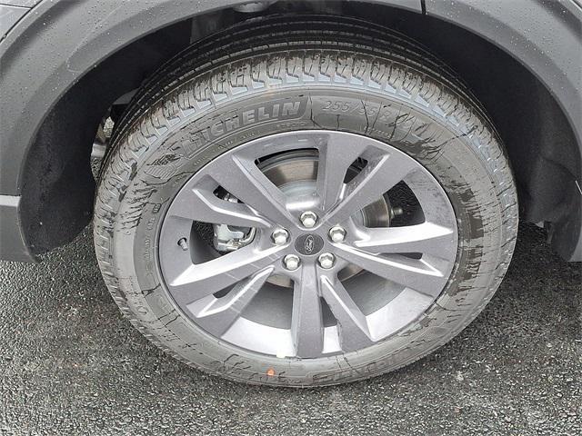 new 2025 Ford Explorer car, priced at $47,232