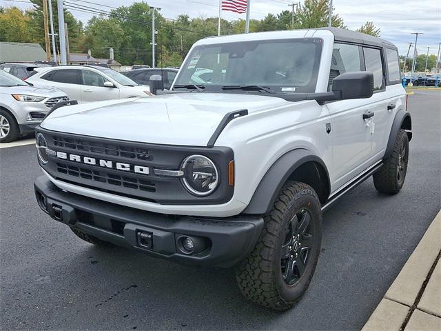 new 2025 Ford Bronco car, priced at $49,033
