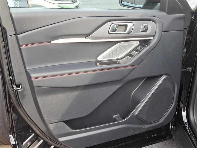 new 2025 Ford Explorer car, priced at $59,392