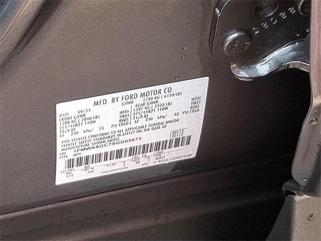 new 2025 Ford Explorer car, priced at $59,392