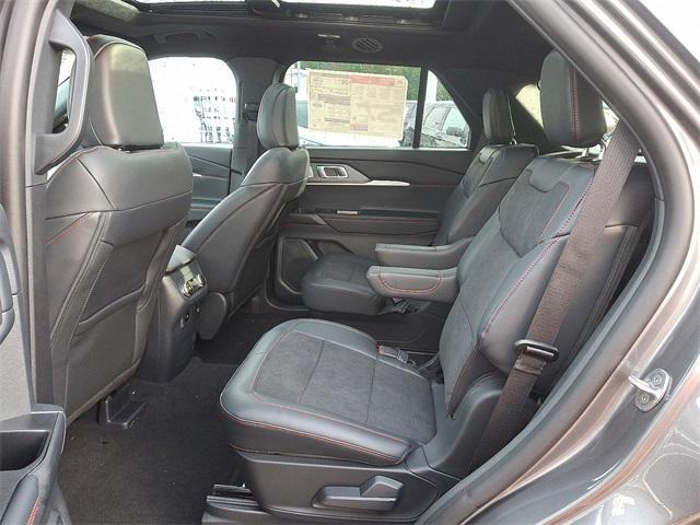 new 2025 Ford Explorer car, priced at $59,392