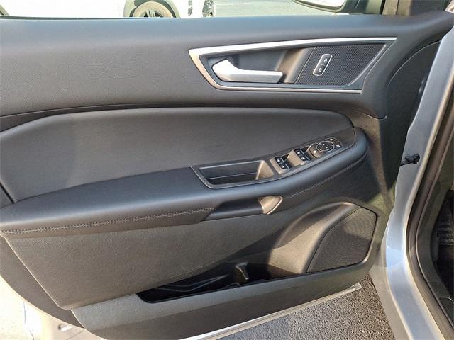 used 2022 Ford Edge car, priced at $25,900