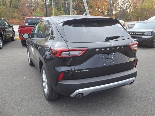 new 2025 Ford Escape car, priced at $29,325