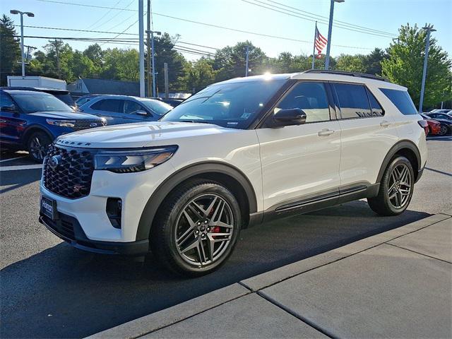 new 2025 Ford Explorer car, priced at $58,424