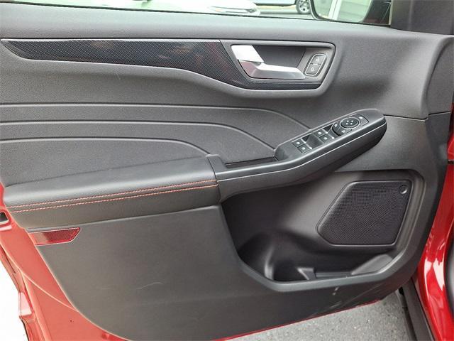 new 2025 Ford Escape car, priced at $30,518