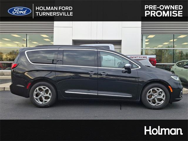used 2023 Chrysler Pacifica car, priced at $27,600