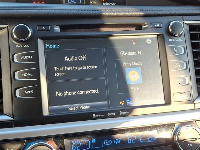 used 2019 Toyota Highlander car, priced at $19,695