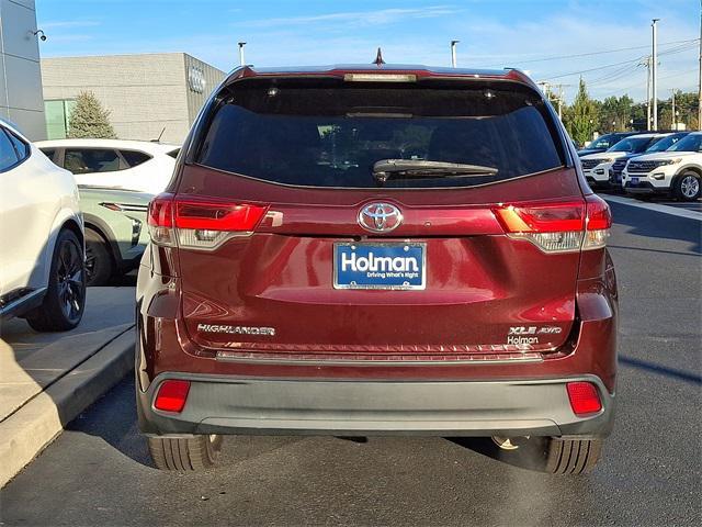 used 2019 Toyota Highlander car, priced at $19,695