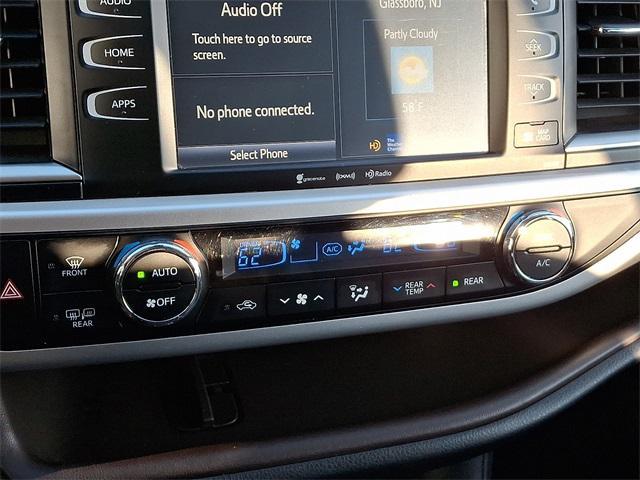 used 2019 Toyota Highlander car, priced at $19,695