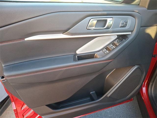 new 2025 Ford Explorer car, priced at $59,356