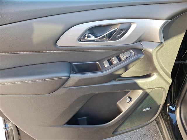 used 2018 Chevrolet Traverse car, priced at $13,599