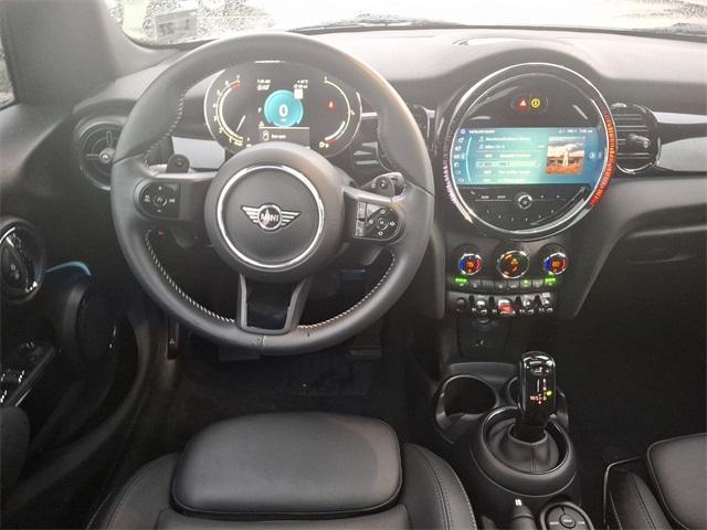 used 2022 MINI Hardtop car, priced at $23,274