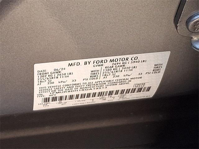new 2025 Ford Explorer car, priced at $40,754