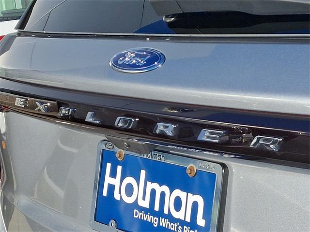 new 2025 Ford Explorer car, priced at $40,754