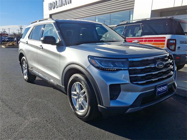 new 2025 Ford Explorer car, priced at $40,754